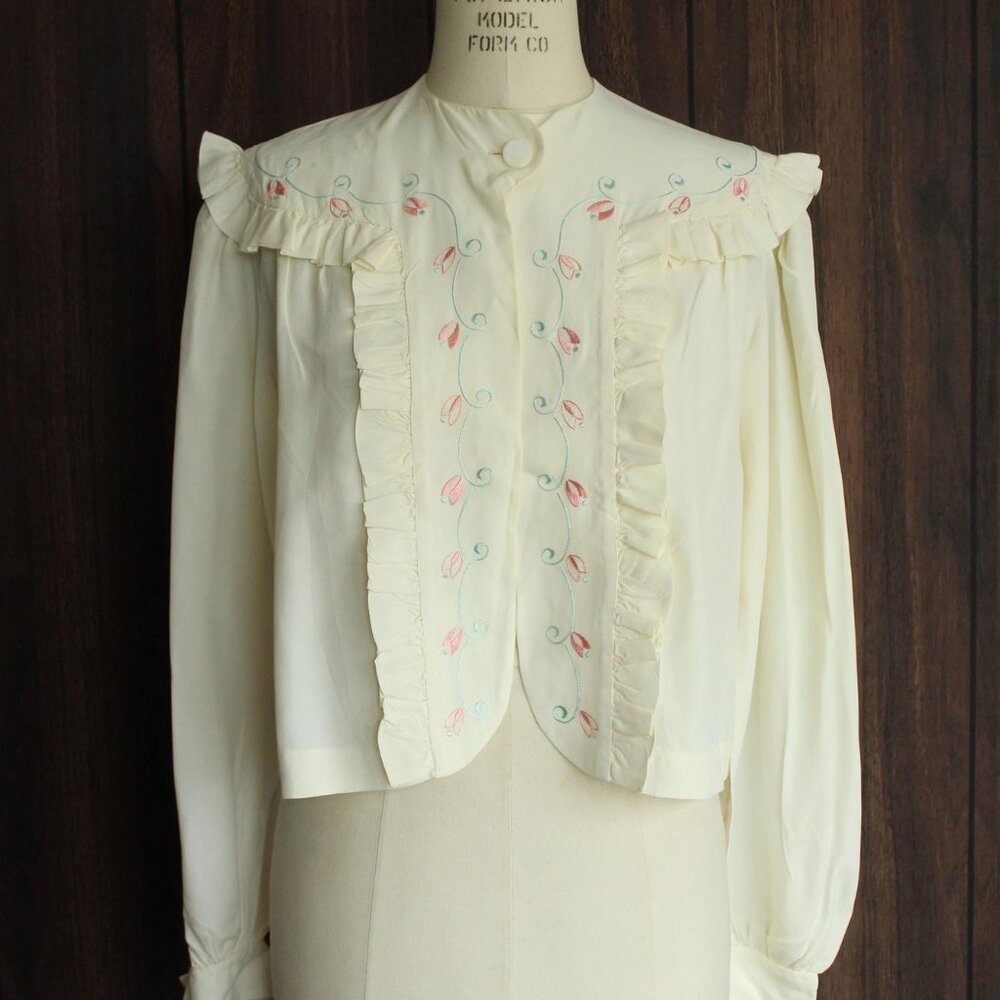 Vintage 1940s Bed Jacket, Winter White Rayon with Blue and Pink Embroidery Short - Picture 2 of 10